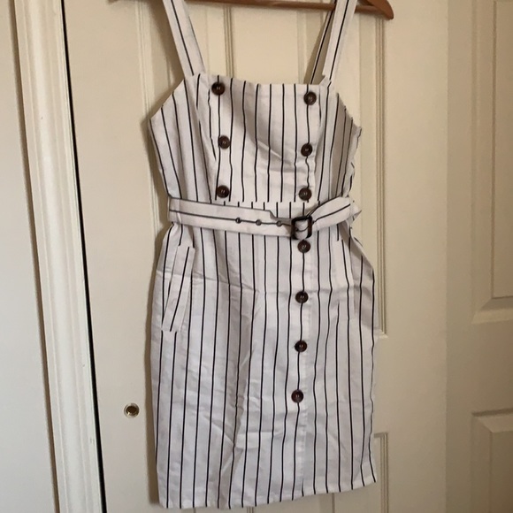 Pin Stripe Dress w/Pockets - Picture 2 of 2